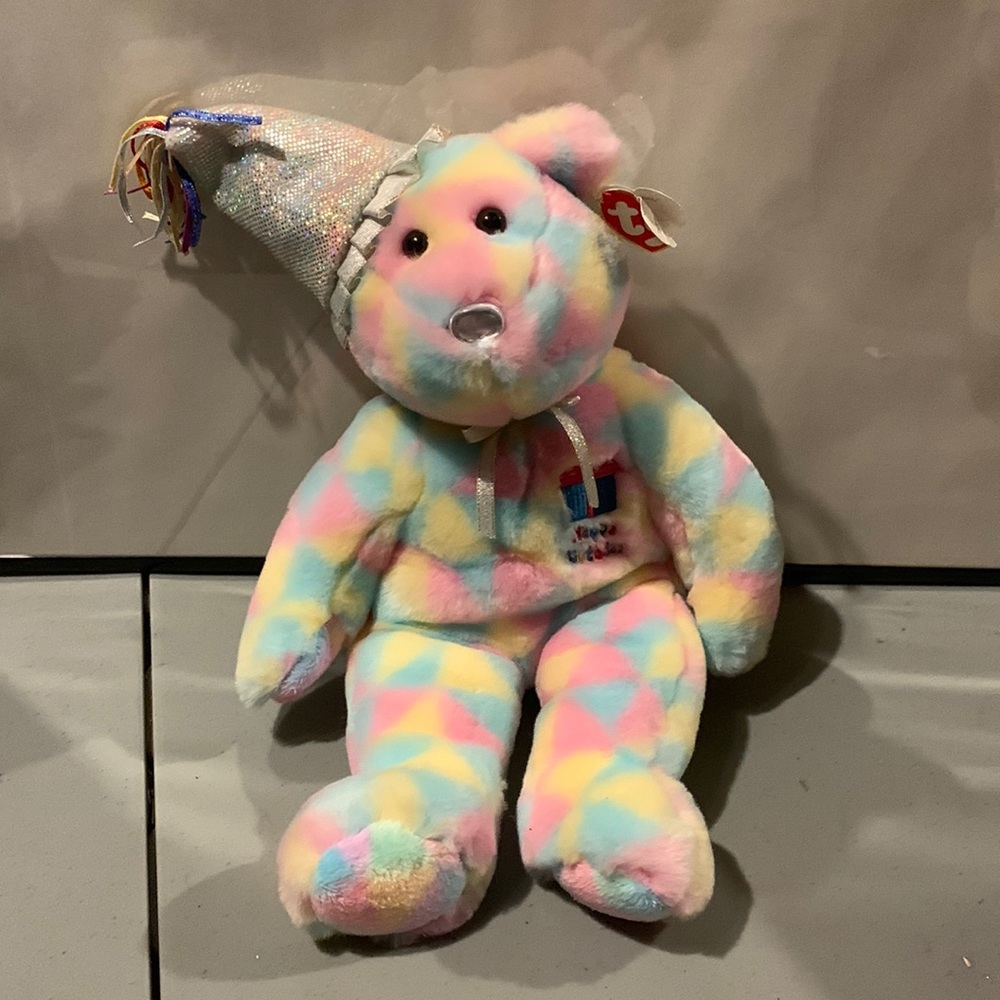15” TY beanie buddy ‘happy birthday’ bear